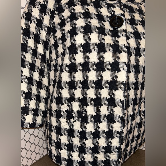 East 5th Houndstooth Crop Jacket - Picture 3 of 4